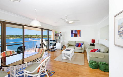 Noosa Shores Apartment 30 - Accommodation QLD 2