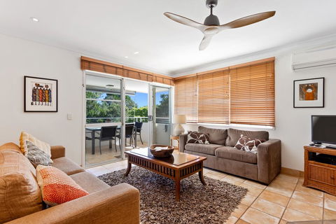 Noosa Unit - Accommodation QLD 2