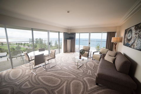 Novotel Wollongong Northbeach - Accommodation QLD 1