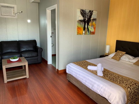 Nowa Nowa Hotel Motel - Accommodation QLD 1