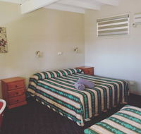 Oasis Motel - Accommodation QLD