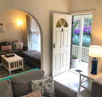Ocean Beach Cottage - Accommodation QLD