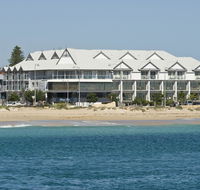Ocean Centre Hotel - Accommodation QLD