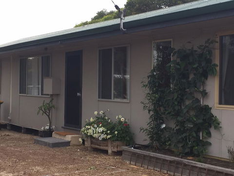 Ocean Song Cottage - Accommodation QLD 2