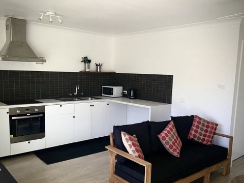Ocean View Villas - Accommodation QLD 3
