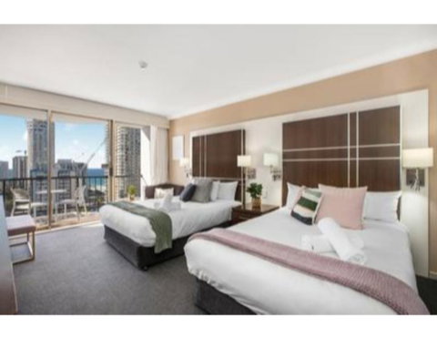 Ocean Vistas And Convenience By The Beach - Accommodation QLD 0