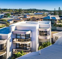 OCEAN WAVES - WiFi - Accommodation QLD