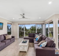 Oceanview Beach Front - Accommodation QLD