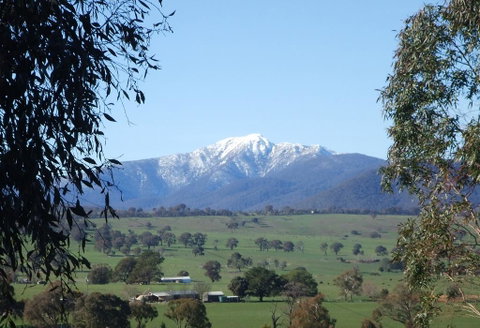 Off Mountain Accommodation - Accommodation QLD 0
