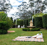 Old Mansfield Loft - gardens gazebo and getaways - Accommodation QLD