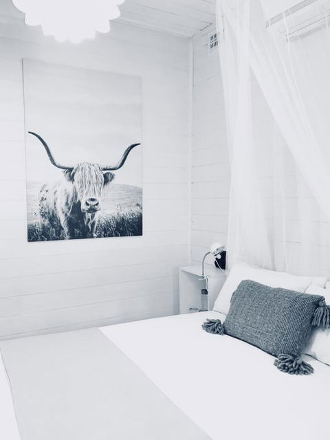 Old Railway Cottage - Accommodation QLD 3