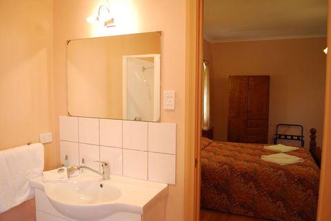 Osteria Sanso B&B - Accommodation QLD 3