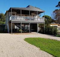 Our Place - 12 Boathaven Drive - Accommodation QLD