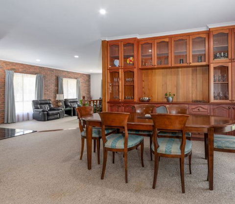 Ovens Riverview Homestead - Accommodation QLD 2