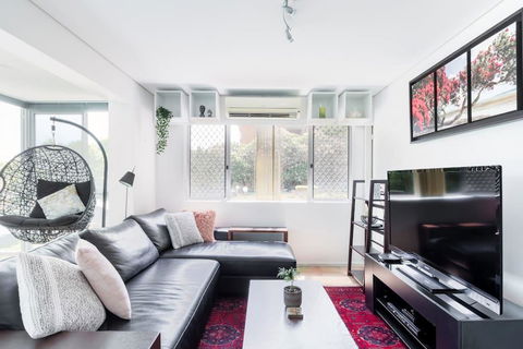 OX - Immaculate Relaxing Breeze Of 2BR Brisbane River - Accommodation QLD 0