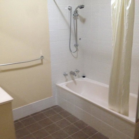 Oxley Court Serviced Apartments - Accommodation QLD 3
