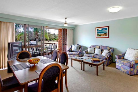 Pacific Blue - Accommodation QLD 2
