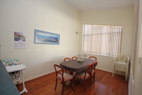 Pacific Breeze - 118 Camden Head Rd Dunbogan - Accommodation QLD 3