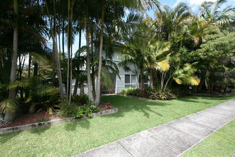 PACIFIC PALMS - Accommodation QLD 1