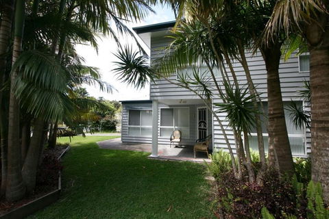 PACIFIC PALMS - Accommodation QLD 2
