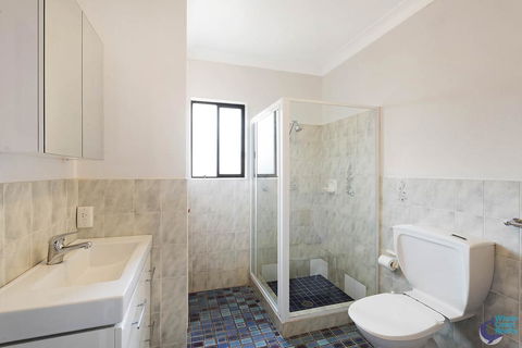 Pacific Pines Unit 6 - Accommodation QLD 1