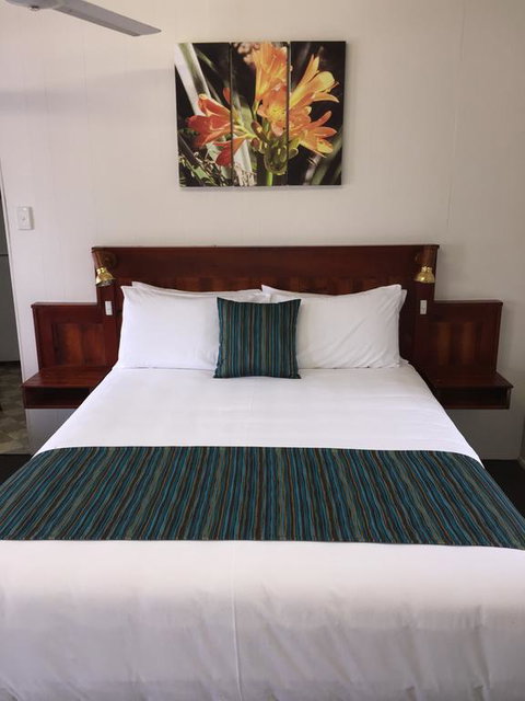 Pacific Sun Motor Inn - Accommodation QLD 0