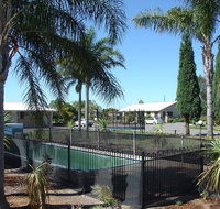 Palm Valley Motel - Accommodation QLD