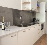 Palm Villas in Port 22 - Accommodation QLD