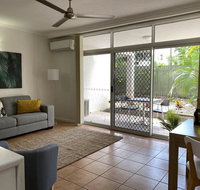 Palm Villas in Port 4 - Accommodation QLD