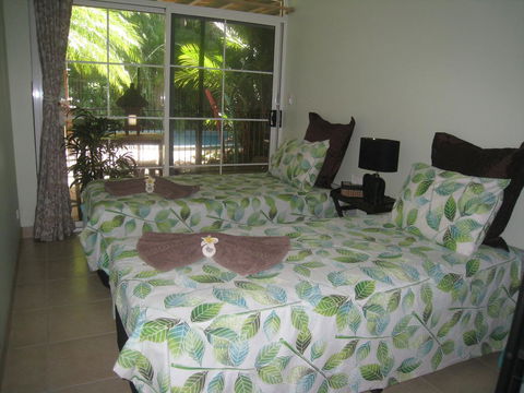 Palmerston Sunset Retreat - Accommodation QLD 3