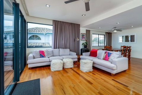 Panoramic Views From Private Roof Top Deck - Accommodation QLD 3