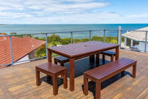 Panoramic Views From Private Roof Top Deck - Accommodation QLD 1