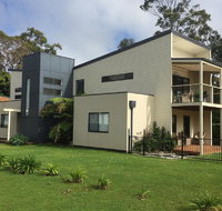 Paradise by the Bay - Accommodation QLD