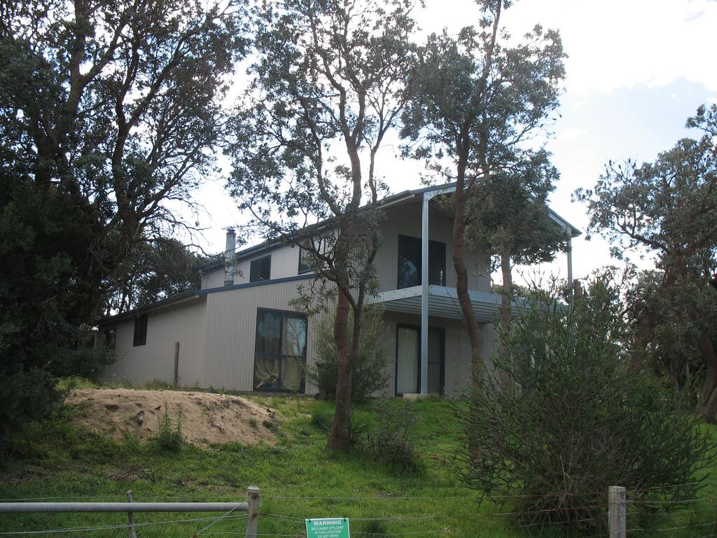 Paradise Beach VIC Accommodation QLD
