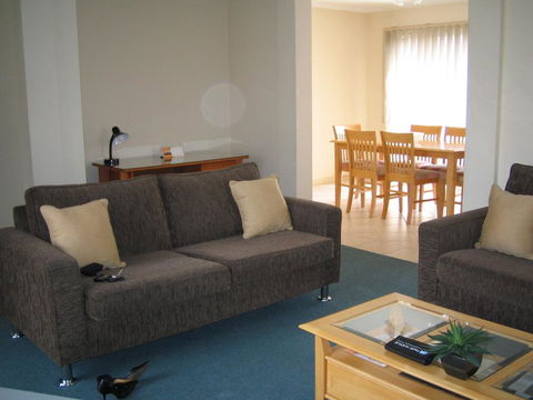 Park Avenue - Forest Hill - Accommodation QLD 3