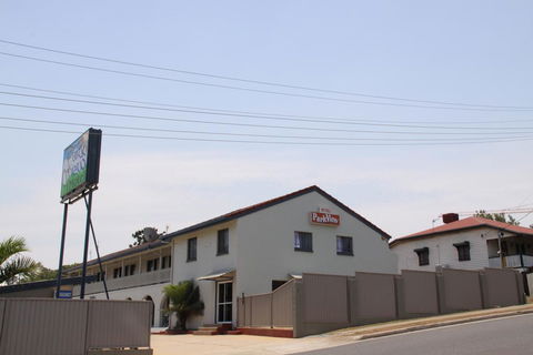 Park View Motel - Accommodation QLD 2