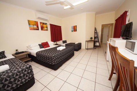 Parkside Motel & Licensed Restaurant - Accommodation QLD 1