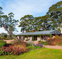 Paul Bangay The Farmhouse - Accommodation QLD