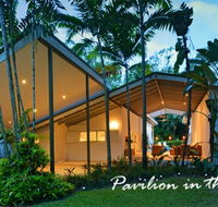 Pavilions in the Palms Heated Pool Short Path To Beach Five Bedrooms Sleeps 12 - Accommodation QLD