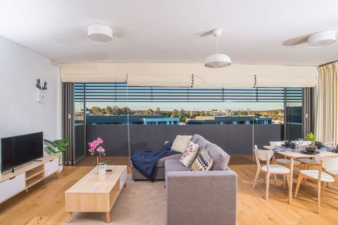 PEAK EAST 2bed2bath APT @Ryde SO RELAXING - Accommodation QLD 0