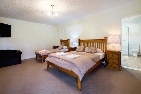 Peel Inn Nundle - Accommodation QLD 1