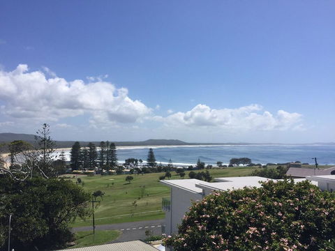 Perfect Break, 1 Dulconghi Street - Accommodation QLD 0