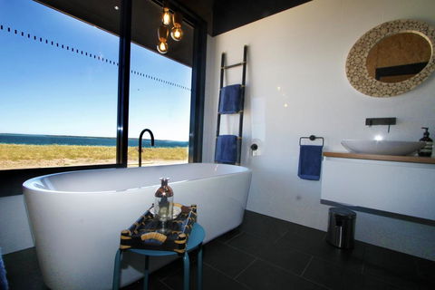 Perlubie Sea - Accommodation QLD 0