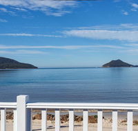 Pet Friendly - Exceptional Beachside Location - Accommodation QLD