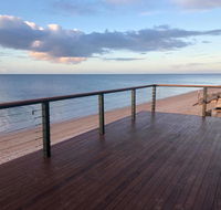 Peter's Port - Accommodation QLD