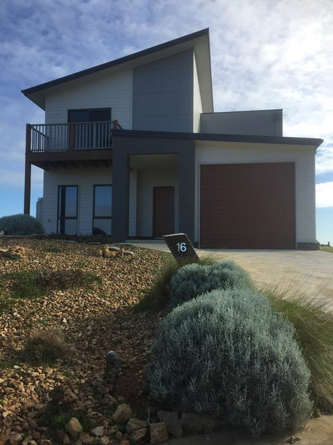 Peterborough Getaway - Accommodation QLD 0