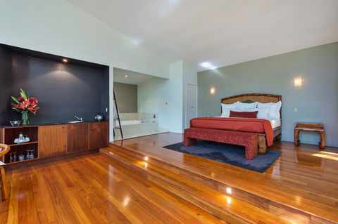 Pethers Rainforest Retreat - Accommodation QLD 3