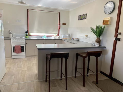 Pine View Holiday Rental - Accommodation QLD 1