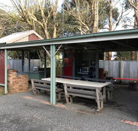 Pinewood Caravan Park - Accommodation QLD