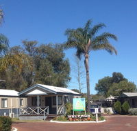 Pinjarra Caravan Park and Cabins - Accommodation QLD